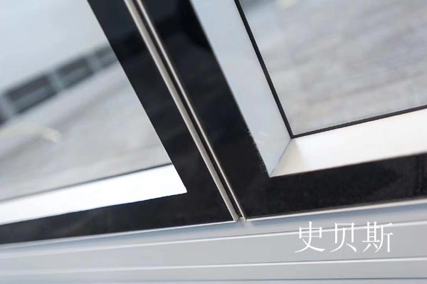 惠城​隐框玻璃隔断墙